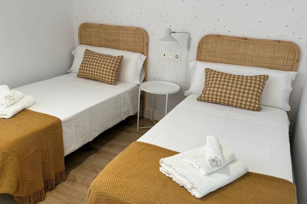 מוטריל Apartamento Con Vistas Al Mar En Playa Granada מראה חיצוני תמונה