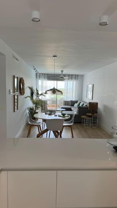 מוטריל Apartamento Con Vistas Al Mar En Playa Granada מראה חיצוני תמונה